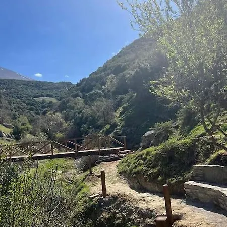 το αρχοντικό της βέτας στον όλυμπο! Vakantiehuis Pythion