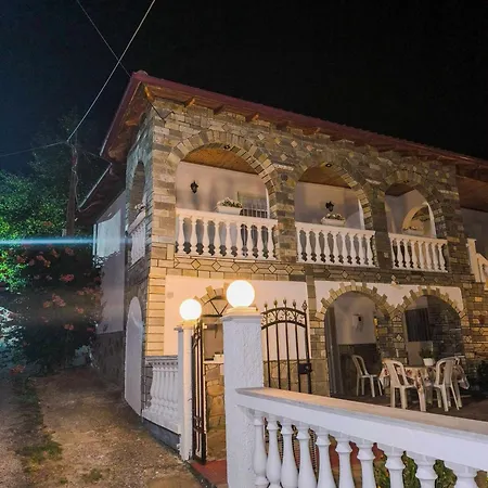 το αρχοντικό της βέτας στον όλυμπο! Kokkinopilos