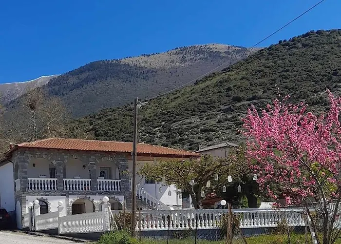 το αρχοντικό της βέτας στον όλυμπο! * Kokkinopilos